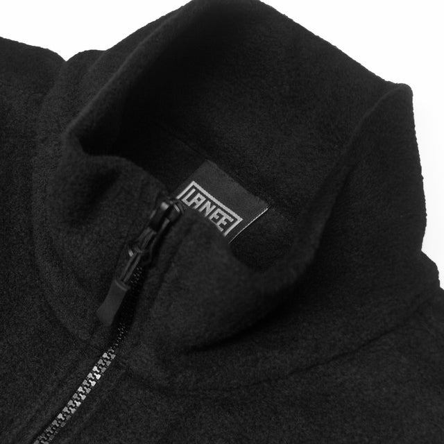 BLACK HALF ZIP FLEECE