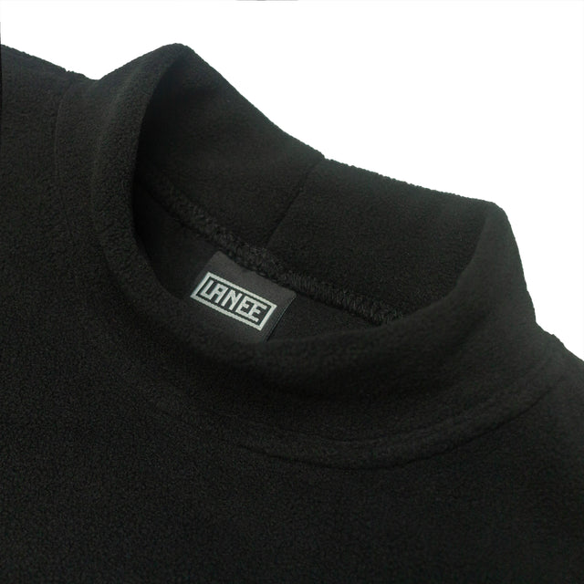 BLACK TURTLENECK FLEECE